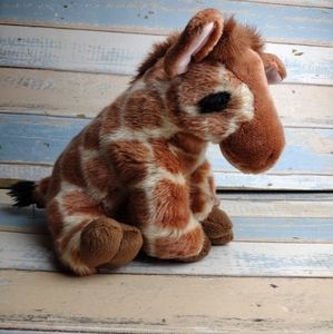 K & M Baby Giraffe Plush 9" Seated 2005 Stuffed Animal Realistic